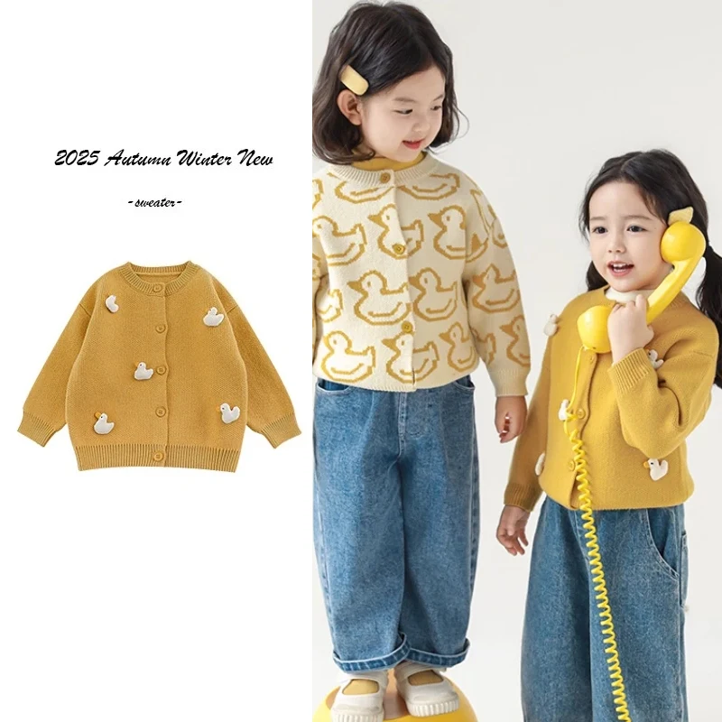 Осень-зима 2025 г., новый кардиган с круглым вырезом для девочек, теплый и удобный базовый простой желтый кардиган, топ, вязаный свитер в рубчик 
Осень-зима 2025 г., новый кардиган с круглым вырезом для девочек, теплый и удобный базовый простой желтый кардиган, топ, вязаный свитер в рубчик
