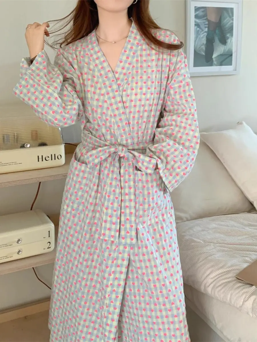 Japanese Pajamas Bathrobe Women's Nightgown Spring Autumn New Cute Plaid Loose Long-sleeved Long Korean Style Kimono Clothes Hot
Japanese Pajamas Bathrobe Women's Nightgown Spring Autumn New Cute Plaid Loose Long-sleeved Long Korean Style Kimono Clothes Hot