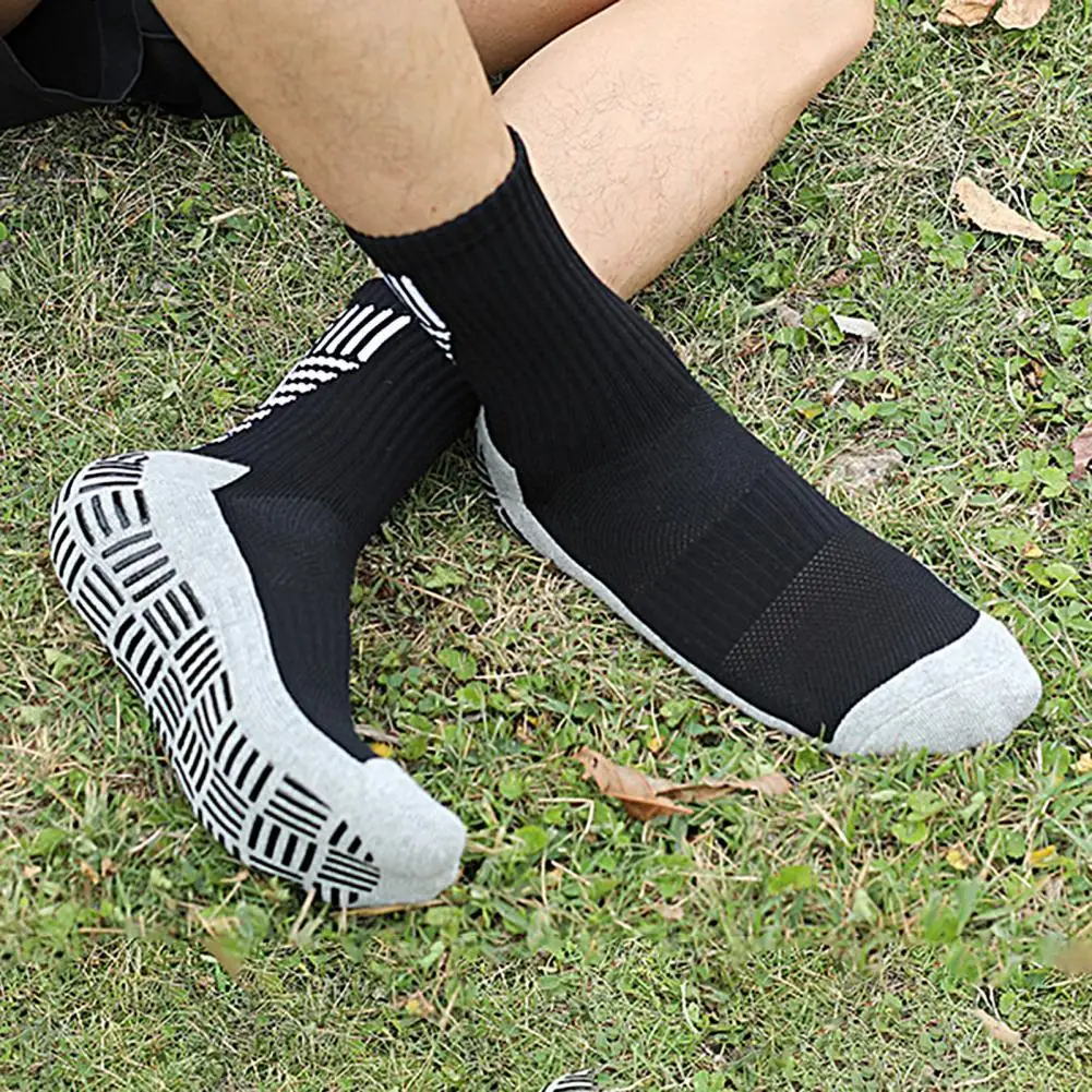 Sports Socks 1 Pair Football Socks Anti-slip Sweat-absorbent Striped Mid Calf Men Soccer Cycling Sports Grip Socks for Running
Sports Socks 1 Pair Football Socks Anti-slip Sweat-absorbent Striped Mid Calf Men Soccer Cycling Sports Grip Socks for Running