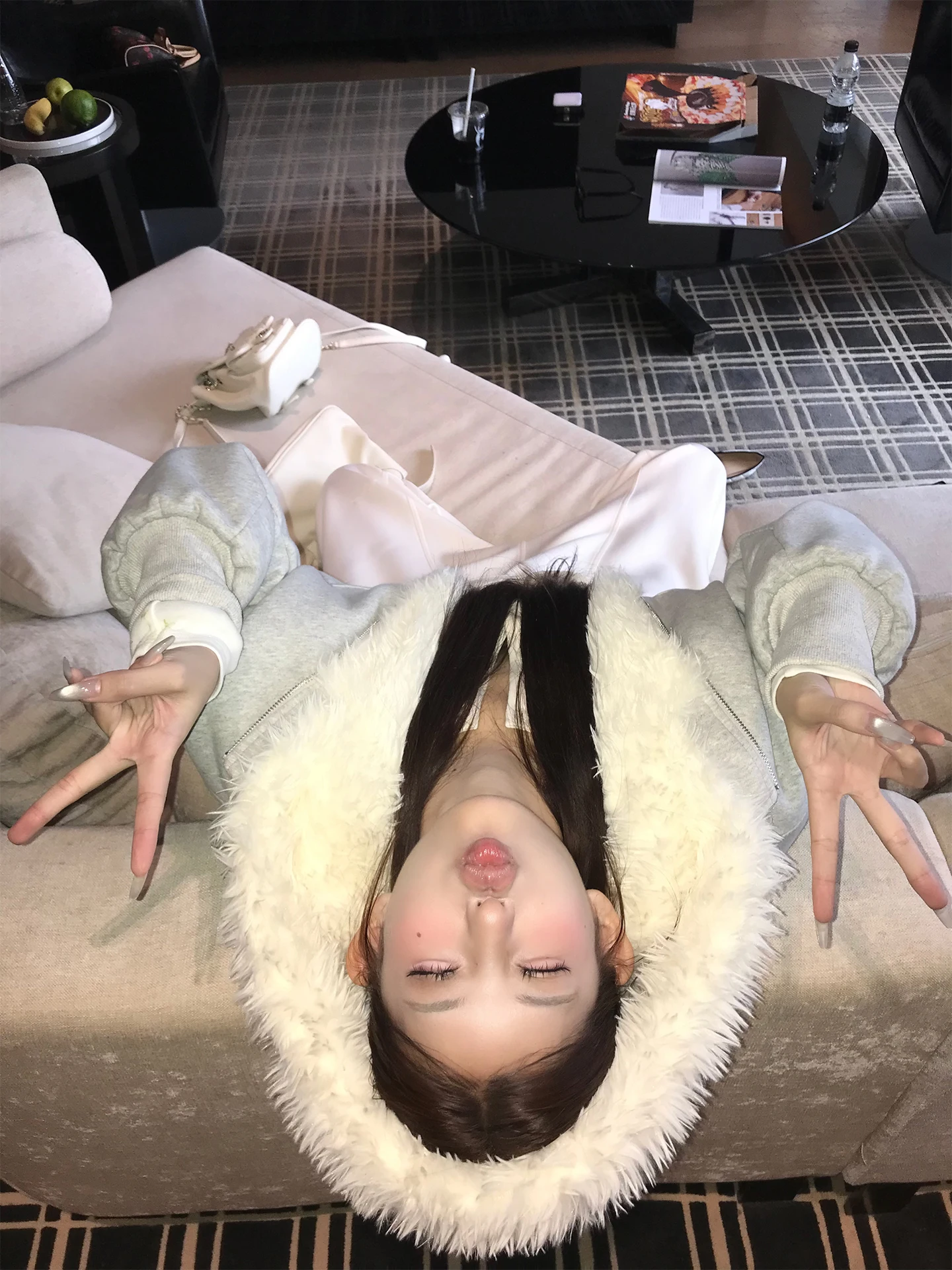 Fheer Winter Thiened Hooded Jaet Women's Casual Zipper ort Sweatirt Coat with Fur Collar Autumn Spring Leisure Top
Fheer Winter Thiened Hooded Jaet Women's Casual Zipper ort Sweatirt Coat with Fur Collar Autumn Spring Leisure Top