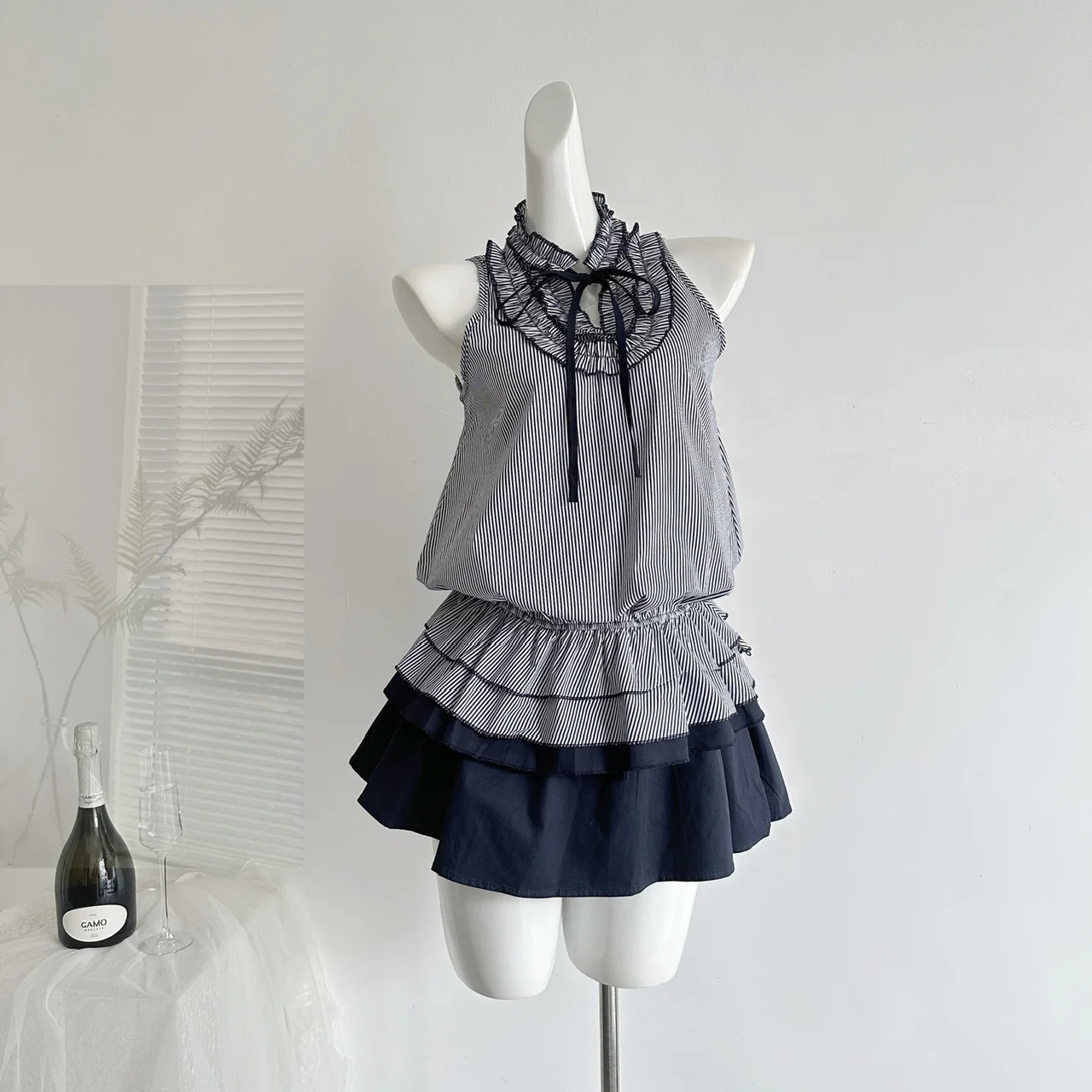 Coquette French Style 2 Piece Set Women Navy Striped Halter Neck Top Ruffle Tiered Mini Skirt Slim Fit Casual Date Night Outfit
Coquette French Style 2 Piece Set Women Navy Striped Halter Neck Top Ruffle Tiered Mini Skirt Slim Fit Casual Date Night Outfit