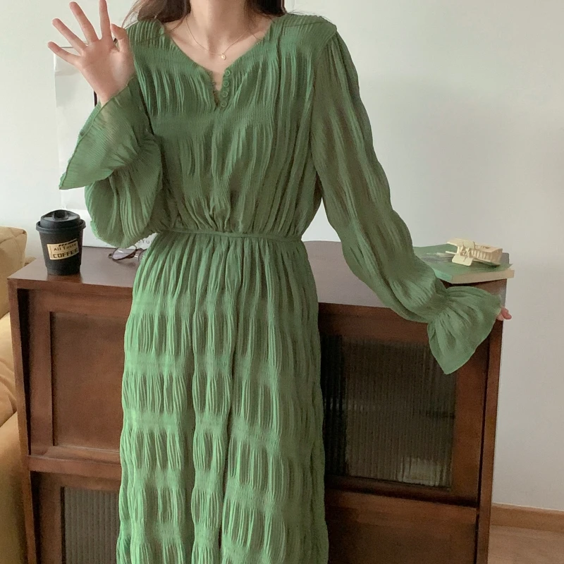 2023 New Arrival Spring Summer Women Loose Casual A-line Long Sleeve Dress V-neck Flare Sleeve Ankle-length Dresses V361
2023 New Arrival Spring Summer Women Loose Casual A-line Long Sleeve Dress V-neck Flare Sleeve Ankle-length Dresses V361