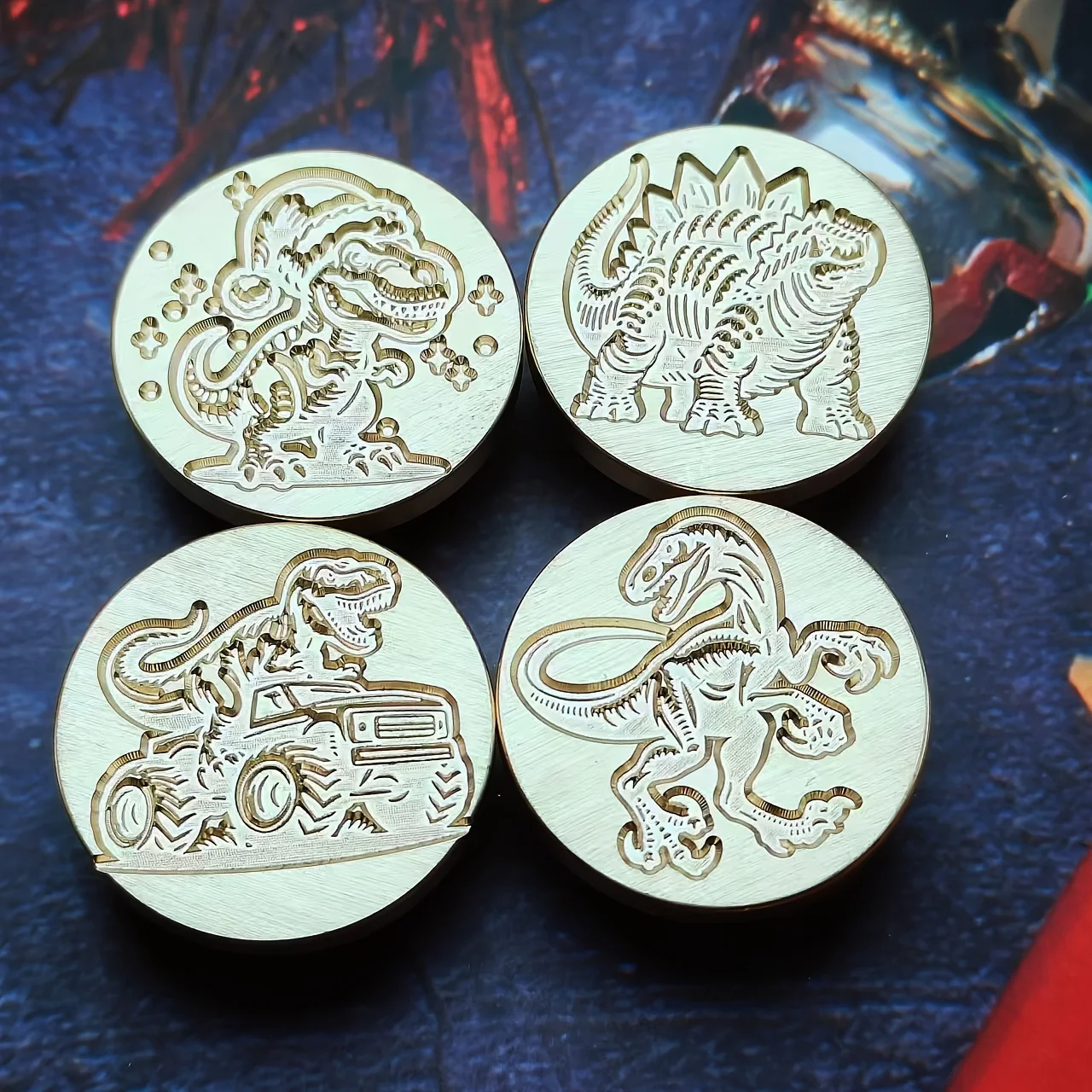 1 30mm dinosaur series seal, circular paint seal head, paint seal, brass seal accessories, suitable for gift packaging, envelope
1 30mm dinosaur series seal, circular paint seal head, paint seal, brass seal accessories, suitable for gift packaging, envelope