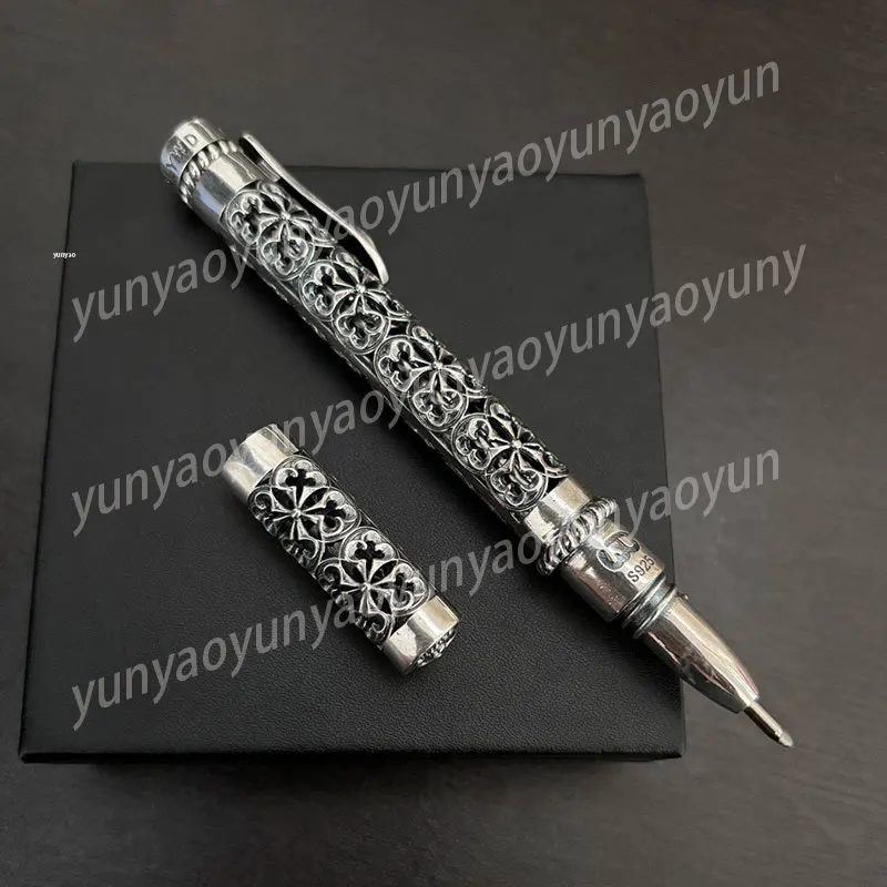 Pattern Relief 925 Ball Pen Petal Openwork Silver Electroplating Craft Signature Ballpoint Pen Collectible Ballpoint Pen
Pattern Relief 925 Ball Pen Petal Openwork Silver Electroplating Craft Signature Ballpoint Pen Collectible Ballpoint Pen