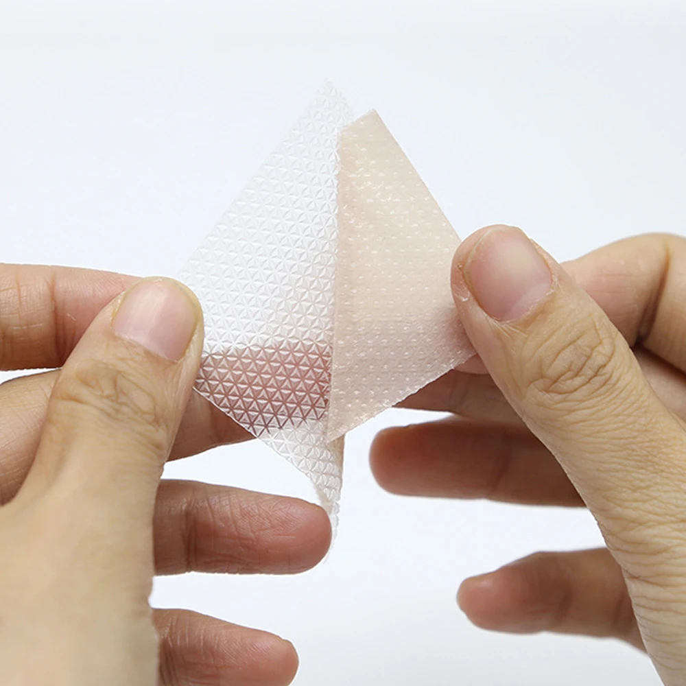 Лента для париков 4*15 см: клейкая, силиконовая, дышащая, для фиксации узлов и сеток, предотвращающая скольжение, для маскировки узлов, для волос
Лента для париков 4*15 см: клейкая, силиконовая, дышащая, для фиксации узлов и сеток, предотвращающая скольжение, для маскировки узлов, для волос