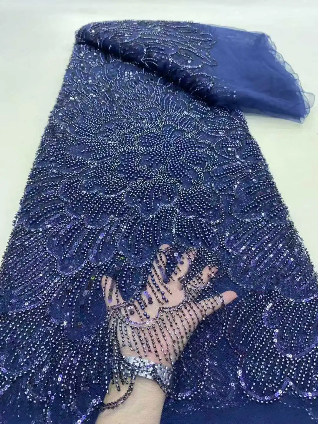 African Lace Fabric 2025 Sequins Beaded Embroidery Groom Nigerian Bridal High Quality French Tulle Lace Fabric For Wedding Party
African Lace Fabric 2025 Sequins Beaded Embroidery Groom Nigerian Bridal High Quality French Tulle Lace Fabric For Wedding Party