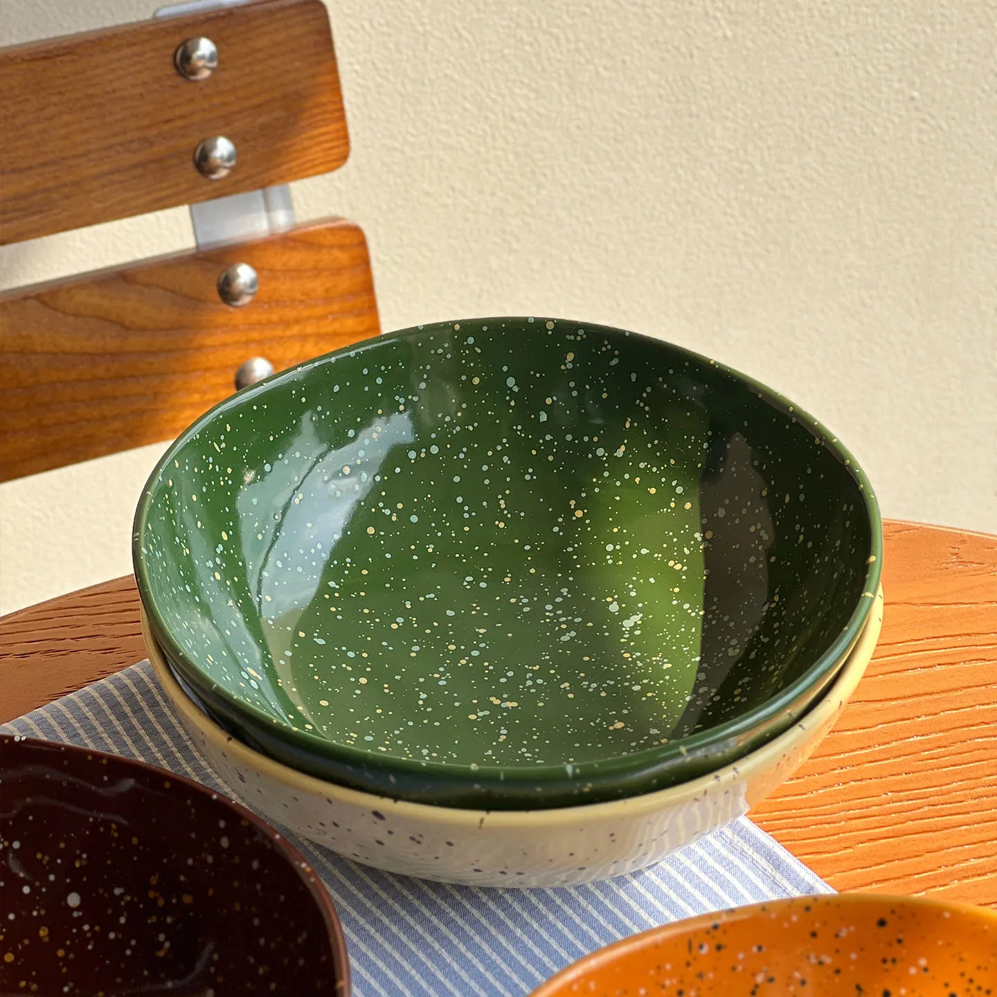 Underglaze Ceramic Deep Soup Plate Home Kitchen Use Irregular Round Dishes Splash Ink Salad Dinnerware Porcelain Utensil
Underglaze Ceramic Deep Soup Plate Home Kitchen Use Irregular Round Dishes Splash Ink Salad Dinnerware Porcelain Utensil