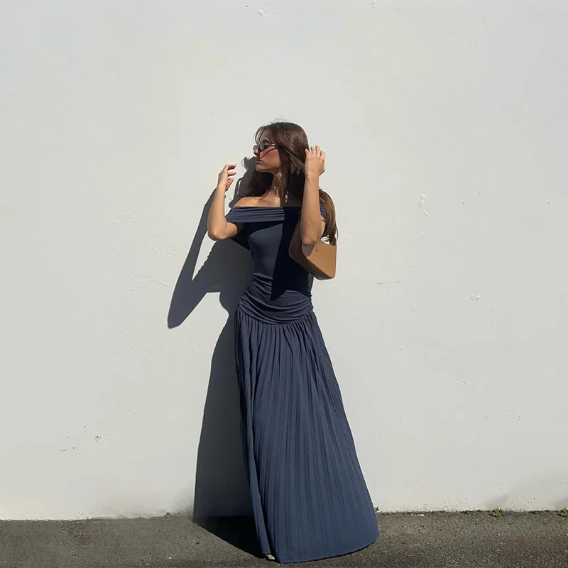 European and American style cross-border women's 2024 off shoulder one neck fashionable, elegant and sexy slim fit pleated strap
European and American style cross-border women's 2024 off shoulder one neck fashionable, elegant and sexy slim fit pleated strap