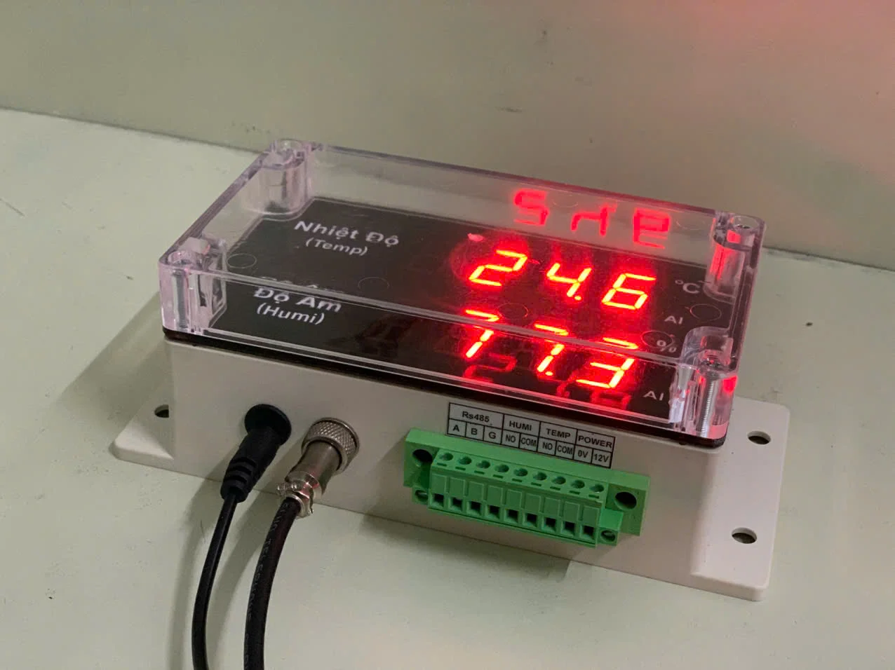EE1 Industrial Temperature & Humidity LED Display for Data Center– Modbus RTU – OEM Available | AT-THMS3.1
EE1 Industrial Temperature & Humidity LED Display for Data Center– Modbus RTU – OEM Available | AT-THMS3.1