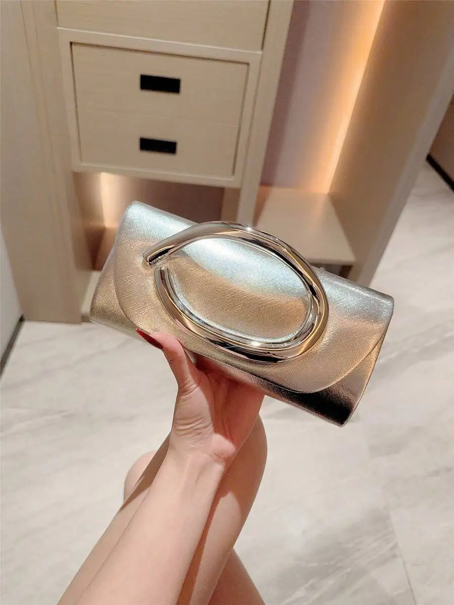 Elegant Metallic Mini Clutch Bag With Metal Bar Decor For Evening Party Wedding Prom
Elegant Metallic Mini Clutch Bag With Metal Bar Decor For Evening Party Wedding Prom