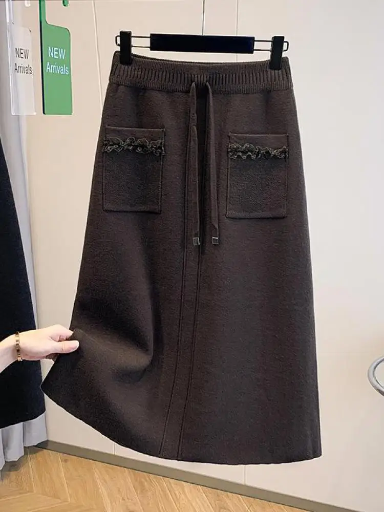 Retro Women Black Elegant Large Size Straight Long Skirt Autumn Winter Brown Drawstring Lace-up High Waist Versatile Knit Skirts
Retro Women Black Elegant Large Size Straight Long Skirt Autumn Winter Brown Drawstring Lace-up High Waist Versatile Knit Skirts