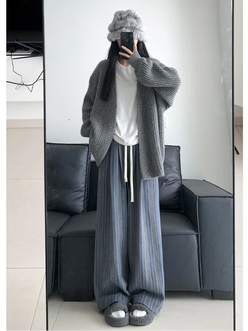 Retro Striped Drapey Wide Leg Pants Women's Thickened Loose Straight Cut Floor Length Trousers Trendy High Waist Commute Style
Retro Striped Drapey Wide Leg Pants Women's Thickened Loose Straight Cut Floor Length Trousers Trendy High Waist Commute Style
