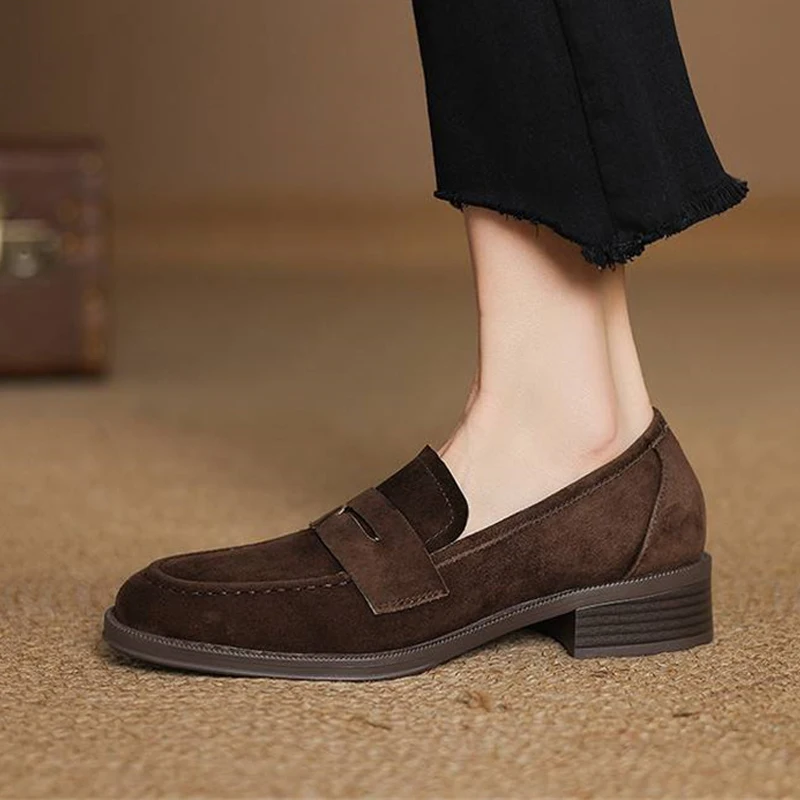 Women Casual Loafers Suede Cow Leather 3.5cm Chunky Low Heels Shoes Spring Retro Slip On Daily Office Daily Women's Shoes RU01
Women Casual Loafers Suede Cow Leather 3.5cm Chunky Low Heels Shoes Spring Retro Slip On Daily Office Daily Women's Shoes RU01