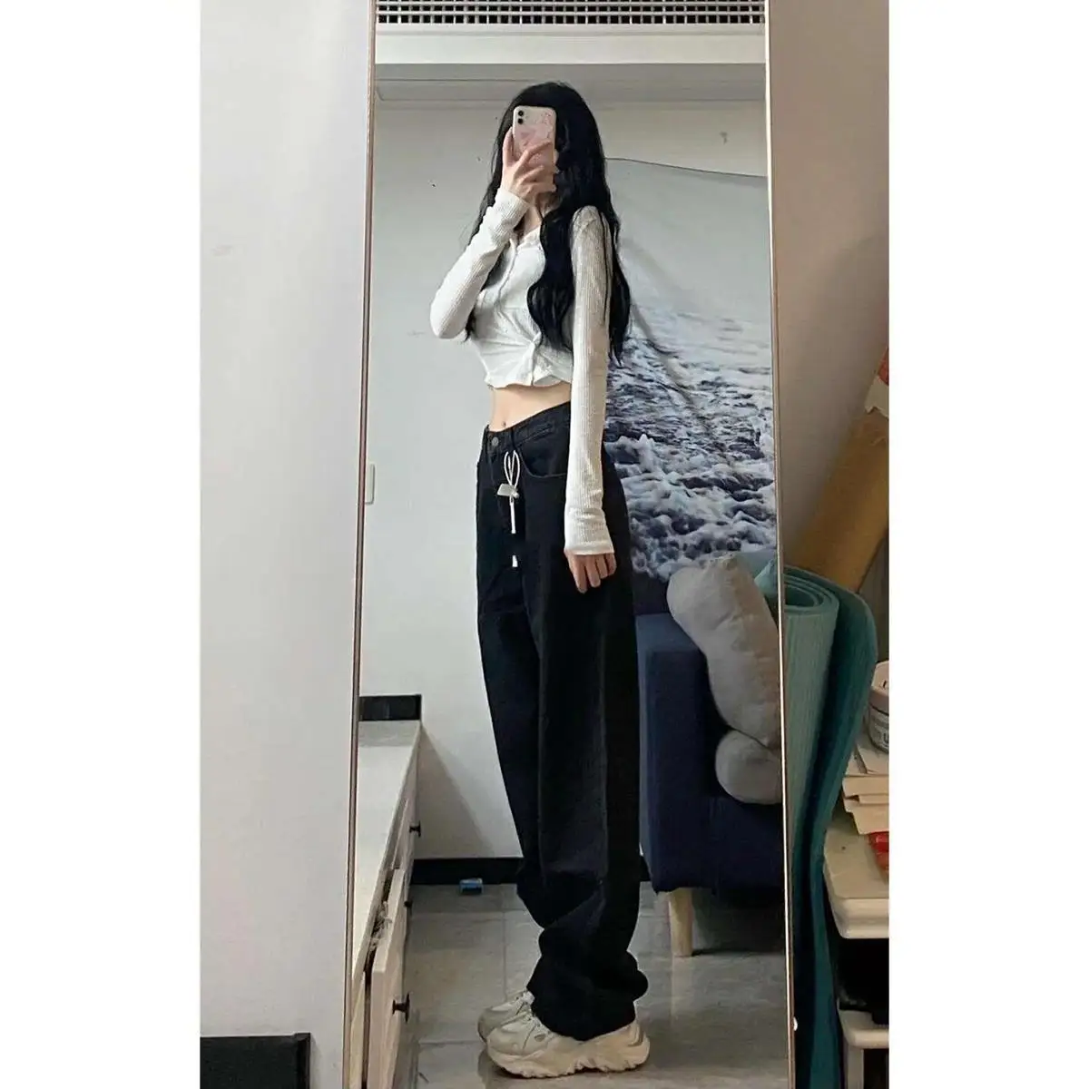 Расклешенные джинсы Женские брюки Темно-синие потертые джинсы Y2K Винтажная мода Корейский стиль Базовый повседневный уличный свободный колокольчик с высокой талией
Расклешенные джинсы Женские брюки Темно-синие потертые джинсы Y2K Винтажная мода Корейский стиль Базовый повседневный уличный свободный колокольчик с высокой талией