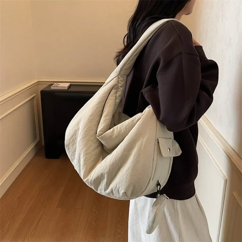 Gorgeous Elegant Diaper Bag One Shoulder Baby Care Museum Visit Mom Exquisite Charming Dainty Elegant Versatile Practical Parent
Gorgeous Elegant Diaper Bag One Shoulder Baby Care Museum Visit Mom Exquisite Charming Dainty Elegant Versatile Practical Parent