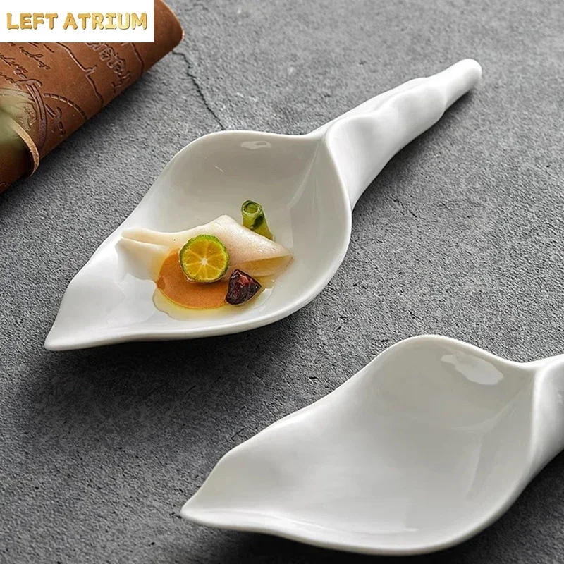 Flower Shaped Ceramic Plate Serving Plate Dessert Plate Sushi Plates Snack Plates Restaurant Molecular Cuisine Tableware
Flower Shaped Ceramic Plate Serving Plate Dessert Plate Sushi Plates Snack Plates Restaurant Molecular Cuisine Tableware