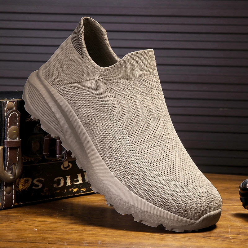 Outdoor Anti Slip Walking Men Shoes Summer Casual Sports Shoes Fashionable and Breathable Tennis Shoes Wide Foot Socks Sneakers
Outdoor Anti Slip Walking Men Shoes Summer Casual Sports Shoes Fashionable and Breathable Tennis Shoes Wide Foot Socks Sneakers