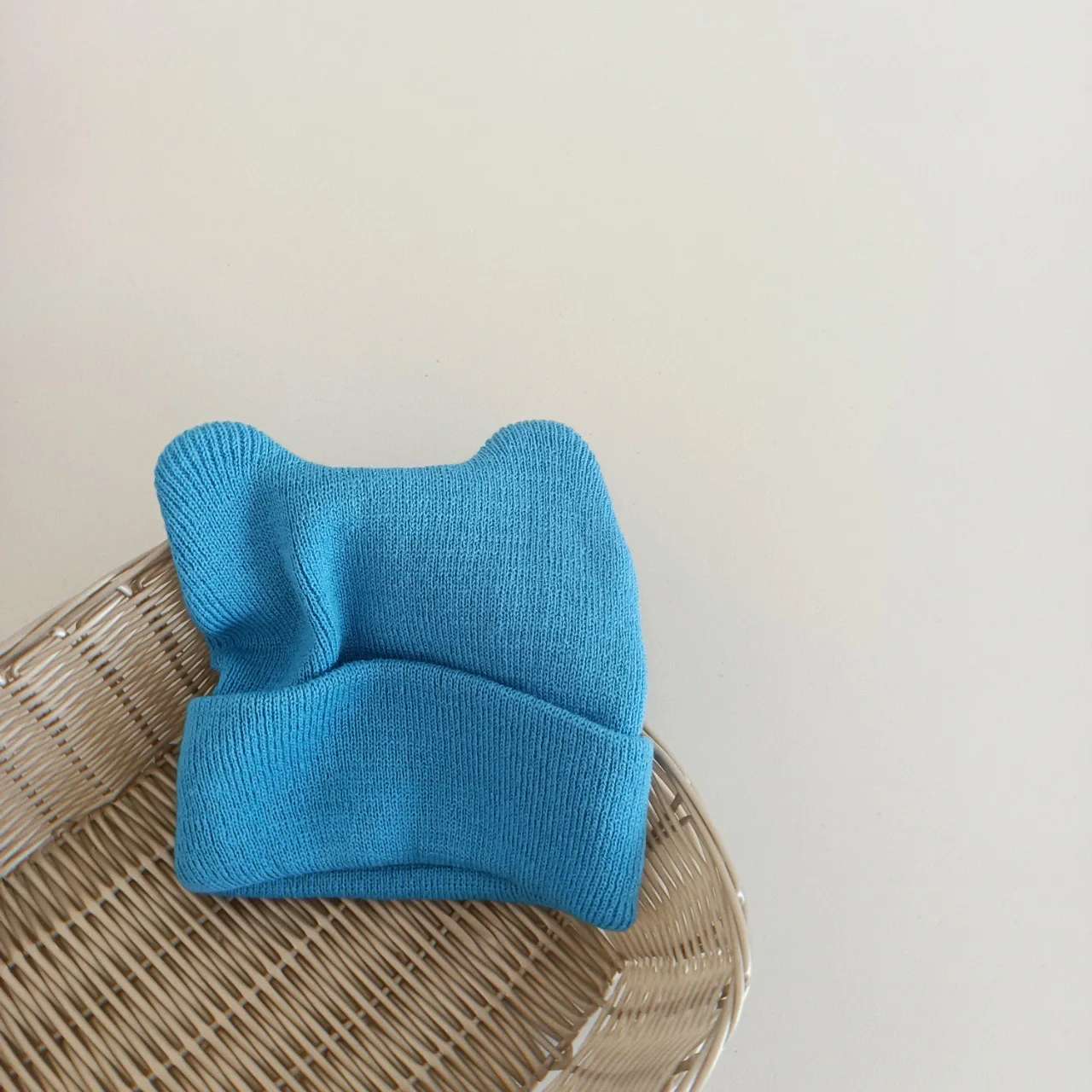 Корейская 12-цветная детская шапка-бини, теплый вязаный чепчик, детская вязаная шапка ярких цветов, шапка для девочек и мальчиков, детские аксессуары
Корейская 12-цветная детская шапка-бини, теплый вязаный чепчик, детская вязаная шапка ярких цветов, шапка для девочек и мальчиков, детские аксессуары