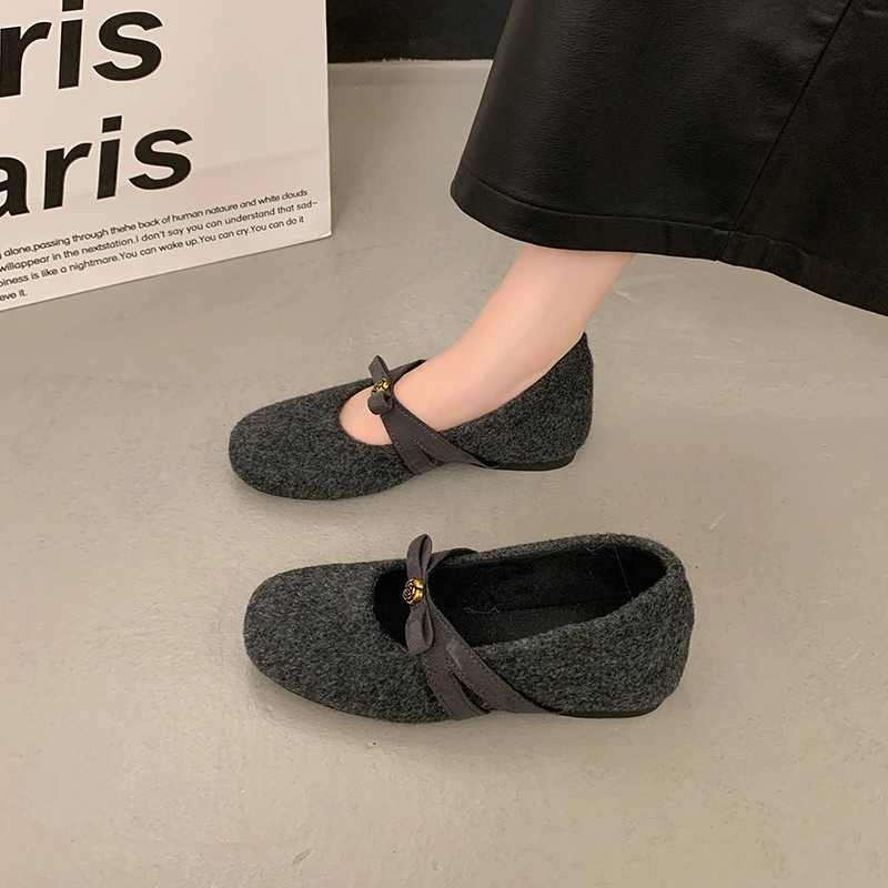 Women's Fleece Lined Mary Jane Shoes Soft Bottom Casual Style with Knot Inner Heightening Cotton Shoes for Autumn W...
Women's Fleece Lined Mary Jane Shoes Soft Bottom Casual Style with Knot Inner Heightening Cotton Shoes for Autumn W...