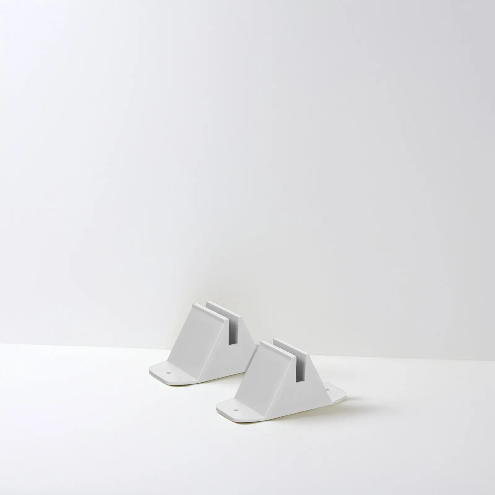 Комплект из 2 пластиковых оснований для садового ограждения, устойчивые опоры для газонных и малых дворовых заборов, комплектующие для оснований ограждений
Комплект из 2 пластиковых оснований для садового ограждения, устойчивые опоры для газонных и малых дворовых заборов, комплектующие для оснований ограждений