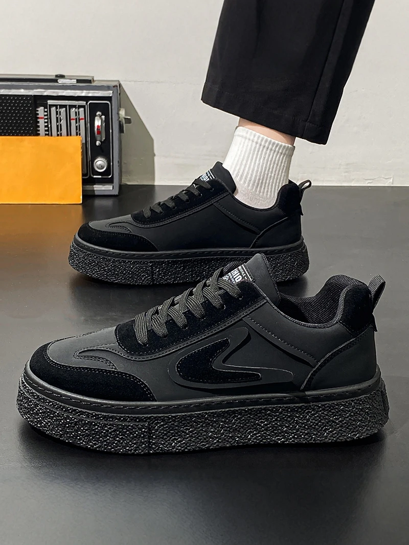 Men's Casual Sport Shoes 2026 New Korean Style All Black Thick Bottom Anti-Slip Wear-Resistant Breathable Leisure Shoes
Men's Casual Sport Shoes 2026 New Korean Style All Black Thick Bottom Anti-Slip Wear-Resistant Breathable Leisure Shoes