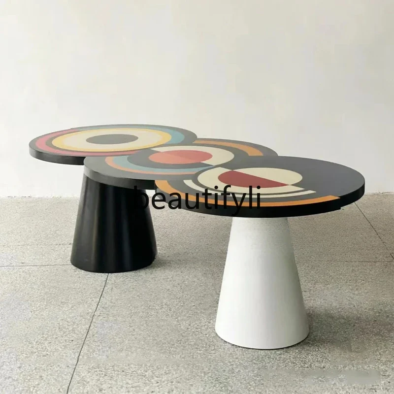 Nordic home living room modern minimalist art design black color round handle dining table small apartment
Nordic home living room modern minimalist art design black color round handle dining table small apartment