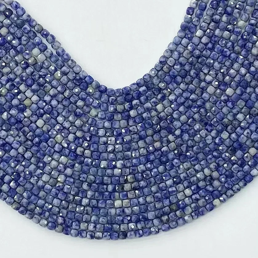 Natural Blue Dot Facted Square Shape 38cm Loose Bead for Jewerly Making Design Fashion Stone Diy Bracelet Woman Necklace or Gift
Natural Blue Dot Facted Square Shape 38cm Loose Bead for Jewerly Making Design Fashion Stone Diy Bracelet Woman Necklace or Gift