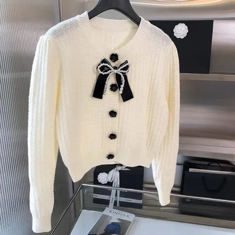 2024 Spring Autumn New Sweet Bow Knitted Cardigan Women Sweater Coat Round Neck Long Sleeve Versatile Knitwear Tops Mujer Jumper
2024 Spring Autumn New Sweet Bow Knitted Cardigan Women Sweater Coat Round Neck Long Sleeve Versatile Knitwear Tops Mujer Jumper