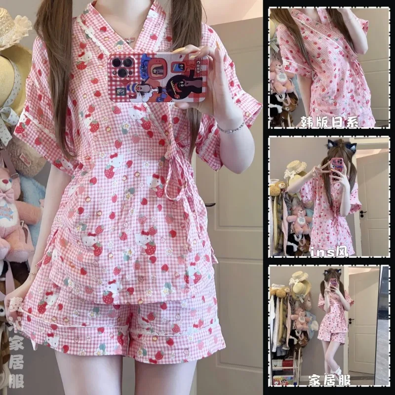Женская летняя пижама Hello Kitty Hello Kitty, комплект из двух предметов, шорты с короткими рукавами, комплект домашней одежды с милыми героями мультфильмов
Женская летняя пижама Hello Kitty Hello Kitty, комплект из двух предметов, шорты с короткими рукавами, комплект домашней одежды с милыми героями мультфильмов