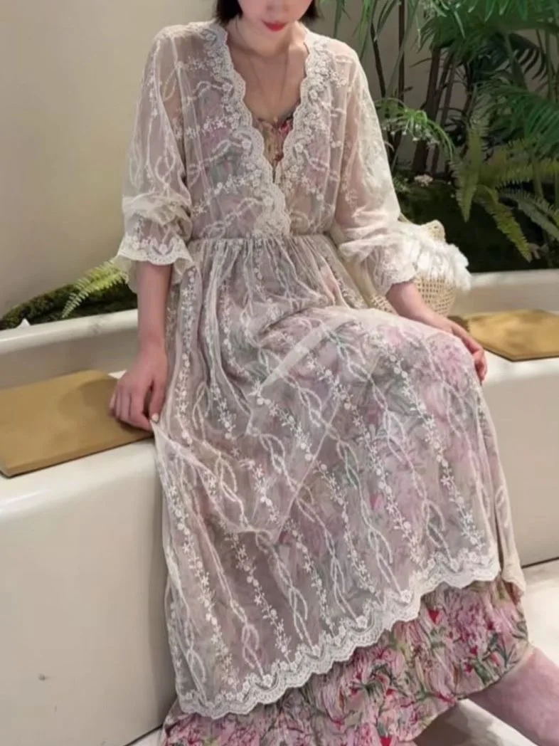 Stylish Lace V-neck Dress Spring 2026 New Fashion Slimming Versatile Holiday Embroidered Long Dress Super Fairylike
Stylish Lace V-neck Dress Spring 2026 New Fashion Slimming Versatile Holiday Embroidered Long Dress Super Fairylike