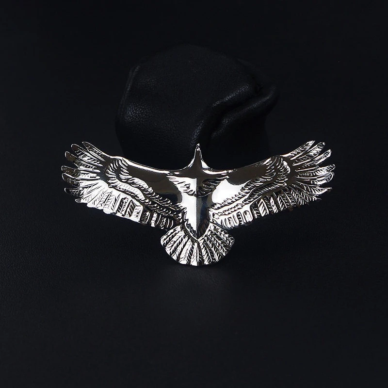 Eagle Brooch Pin Collar Brooch Titanium Steel Silver Versatile Academy Badge Men's Sweater Jacket Accessories
Eagle Brooch Pin Collar Brooch Titanium Steel Silver Versatile Academy Badge Men's Sweater Jacket Accessories