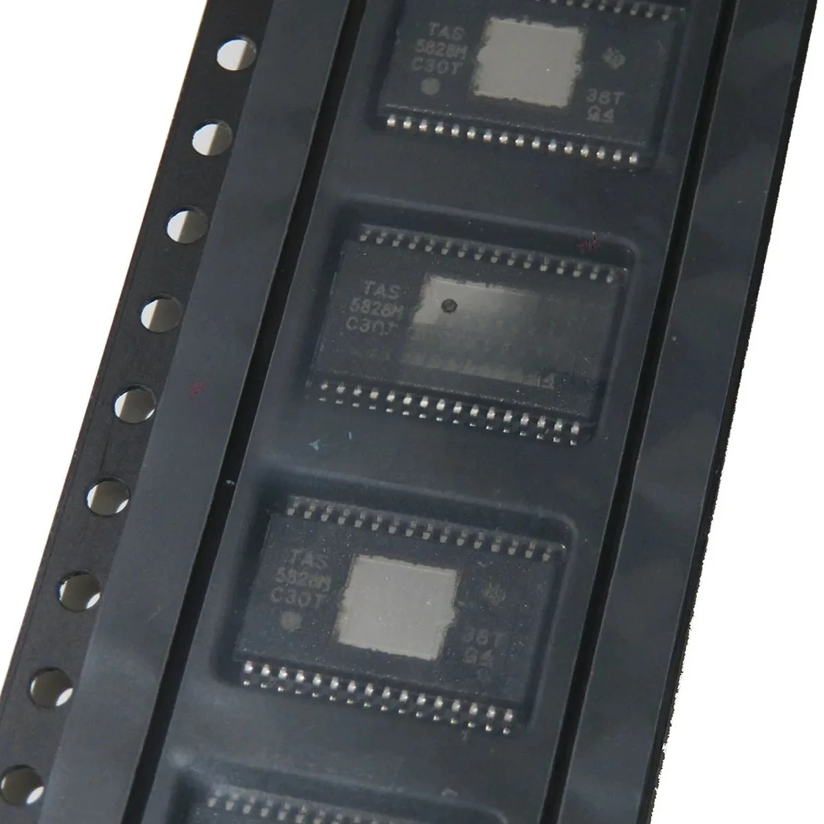 (5-10 шт./лот) новый и оригинальный TAS5828 TAS5828MDADR TAS5828M усилитель IC 2-канальный (стерео) класса D 32-HTSSOP
(5-10 шт./лот) новый и оригинальный TAS5828 TAS5828MDADR TAS5828M усилитель IC 2-канальный (стерео) класса D 32-HTSSOP