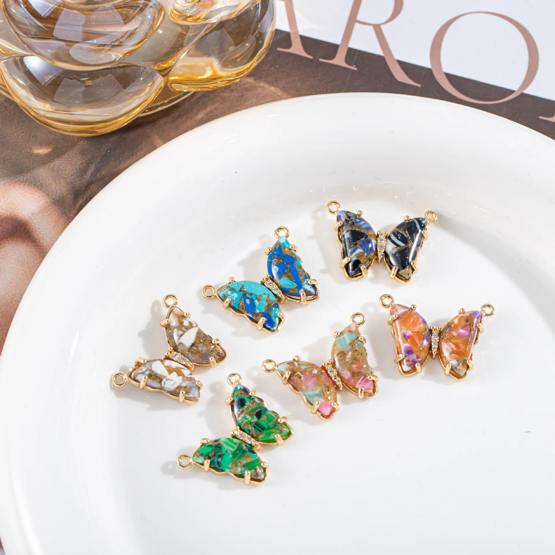 10pcs/ Bag Mixed color gilded ink painting color butterfly double pendant DIY earrings necklace bracelet hairpin accessories
10pcs/ Bag Mixed color gilded ink painting color butterfly double pendant DIY earrings necklace bracelet hairpin accessories