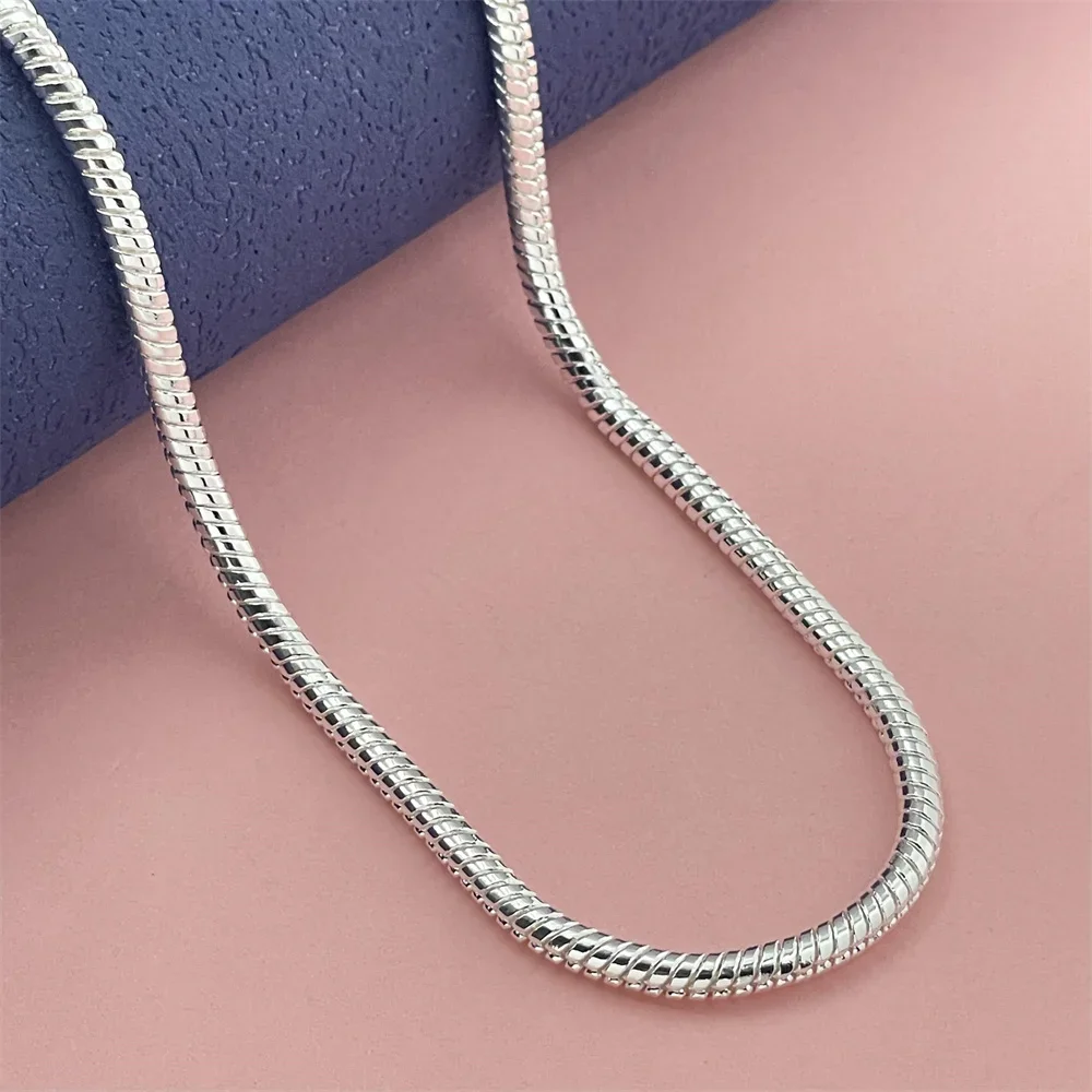 Lihong Luxury 925 Sterling Silver Gold Plated 3mm Snake Bone Necklace, Unisex Engagement Accessories Jewelry 40-60cm
Lihong Luxury 925 Sterling Silver Gold Plated 3mm Snake Bone Necklace, Unisex Engagement Accessories Jewelry 40-60cm