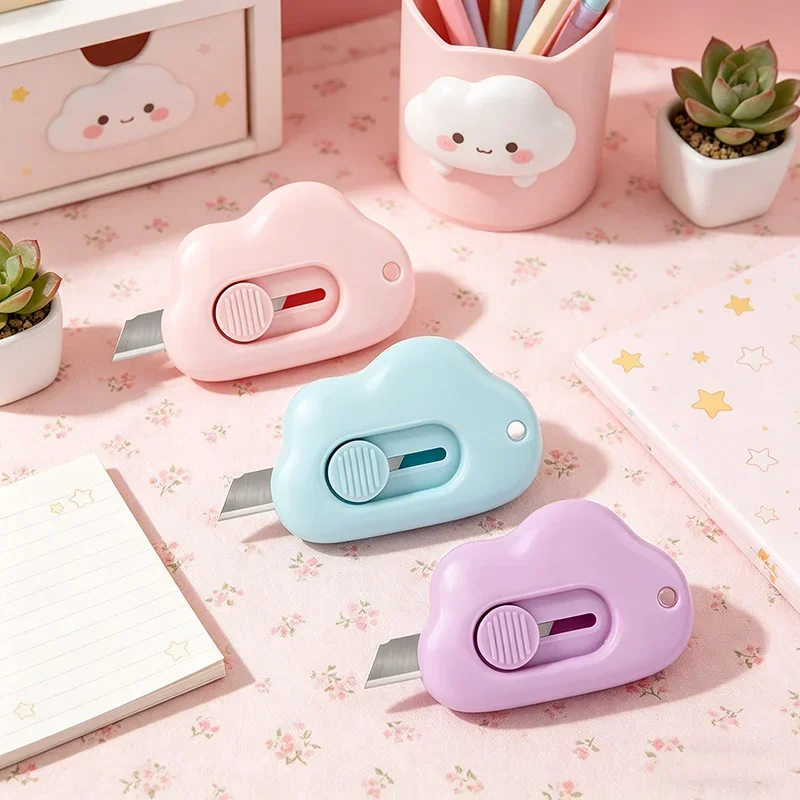 Cute Cloud Design Retractable Mini Letter Opener Keychain Tool for Kids Paper Knife for Envelope Package DIY
Cute Cloud Design Retractable Mini Letter Opener Keychain Tool for Kids Paper Knife for Envelope Package DIY