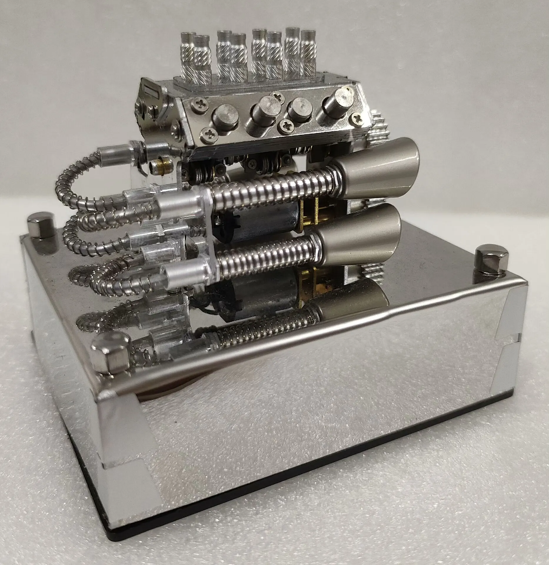 V8 Metal Engine Model Stainless Steel Button Start Assembly-free DIY Creative Holiday Gift
V8 Metal Engine Model Stainless Steel Button Start Assembly-free DIY Creative Holiday Gift