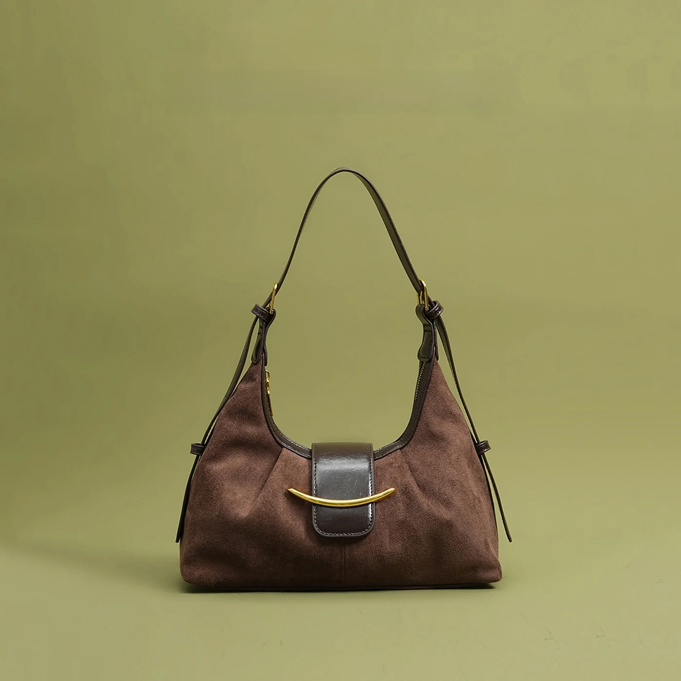 Faionable Retro Versatile Women's oulder Bag Underarm Bag Casual Moon-aped Charliikellli New 2026 Handbag for Ladies
Faionable Retro Versatile Women's oulder Bag Underarm Bag Casual Moon-aped Charliikellli New 2026 Handbag for Ladies