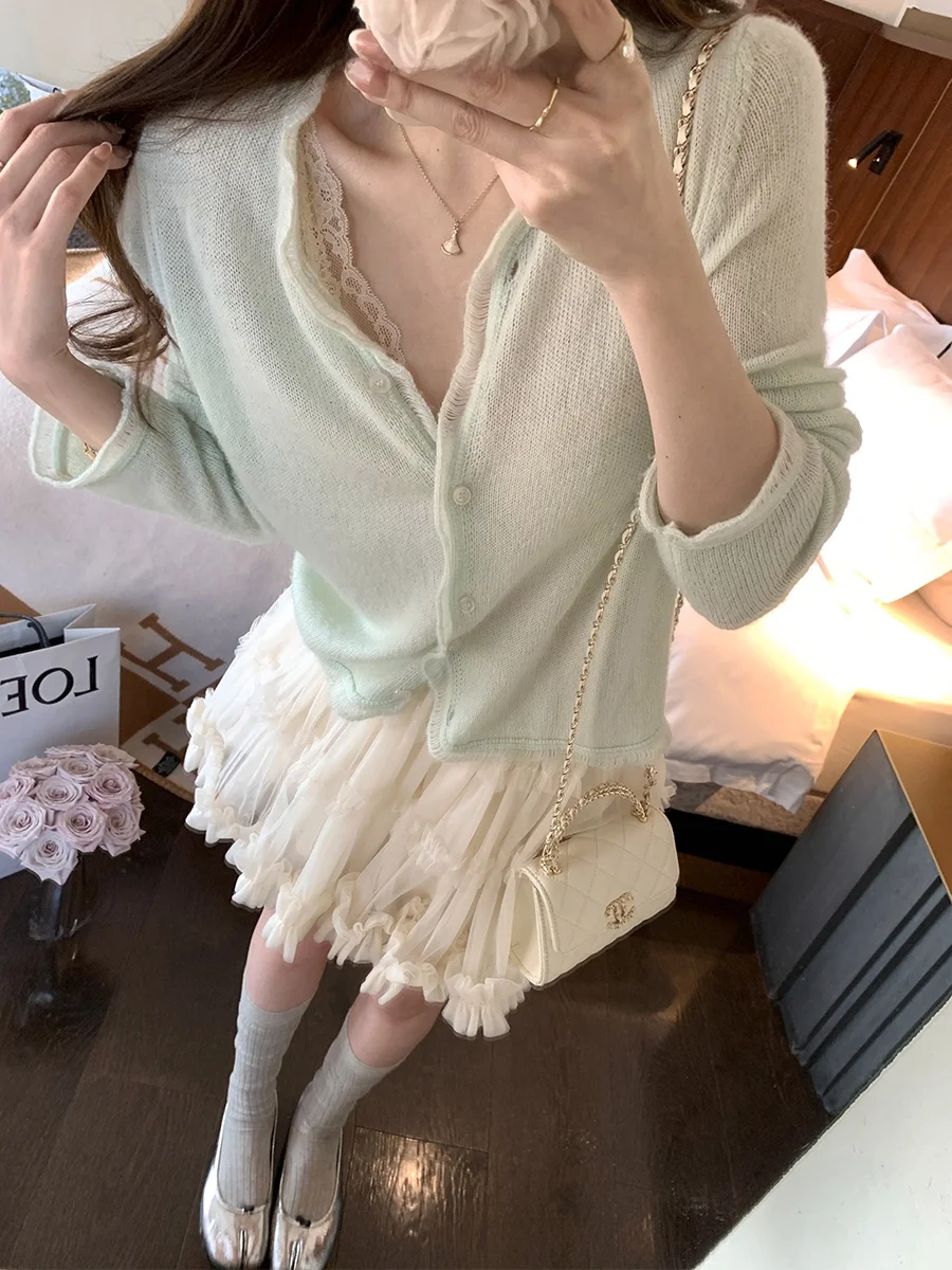 MUKOK Women's Knitted Long Sve Thin Cardigan aron irt Wood ain Camel Base Top Simple Commute Sle Regular Fit
MUKOK Women's Knitted Long Sve Thin Cardigan aron irt Wood ain Camel Base Top Simple Commute Sle Regular Fit