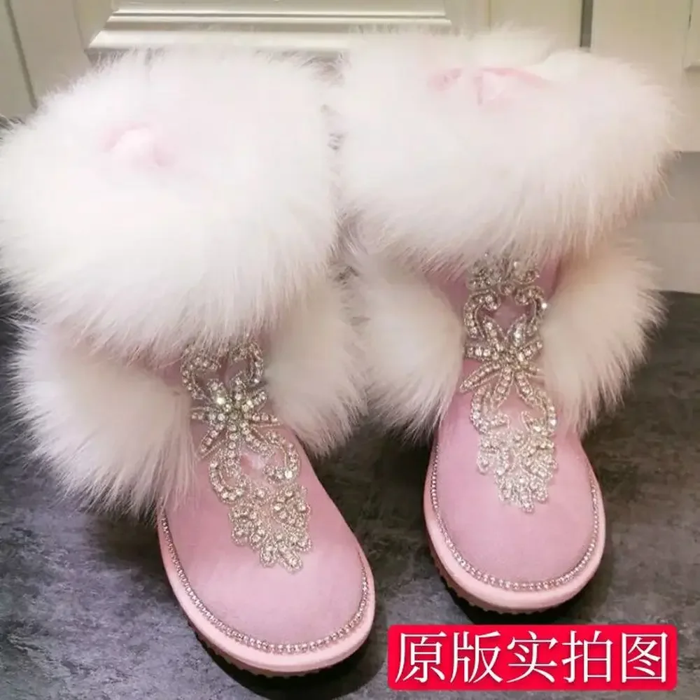 2023 Womens Real Big Fox Fur Rhinestones DIY Ankle Boots Warm Winter Thick Snow Furry Sweet Shoes Black Pink
2023 Womens Real Big Fox Fur Rhinestones DIY Ankle Boots Warm Winter Thick Snow Furry Sweet Shoes Black Pink