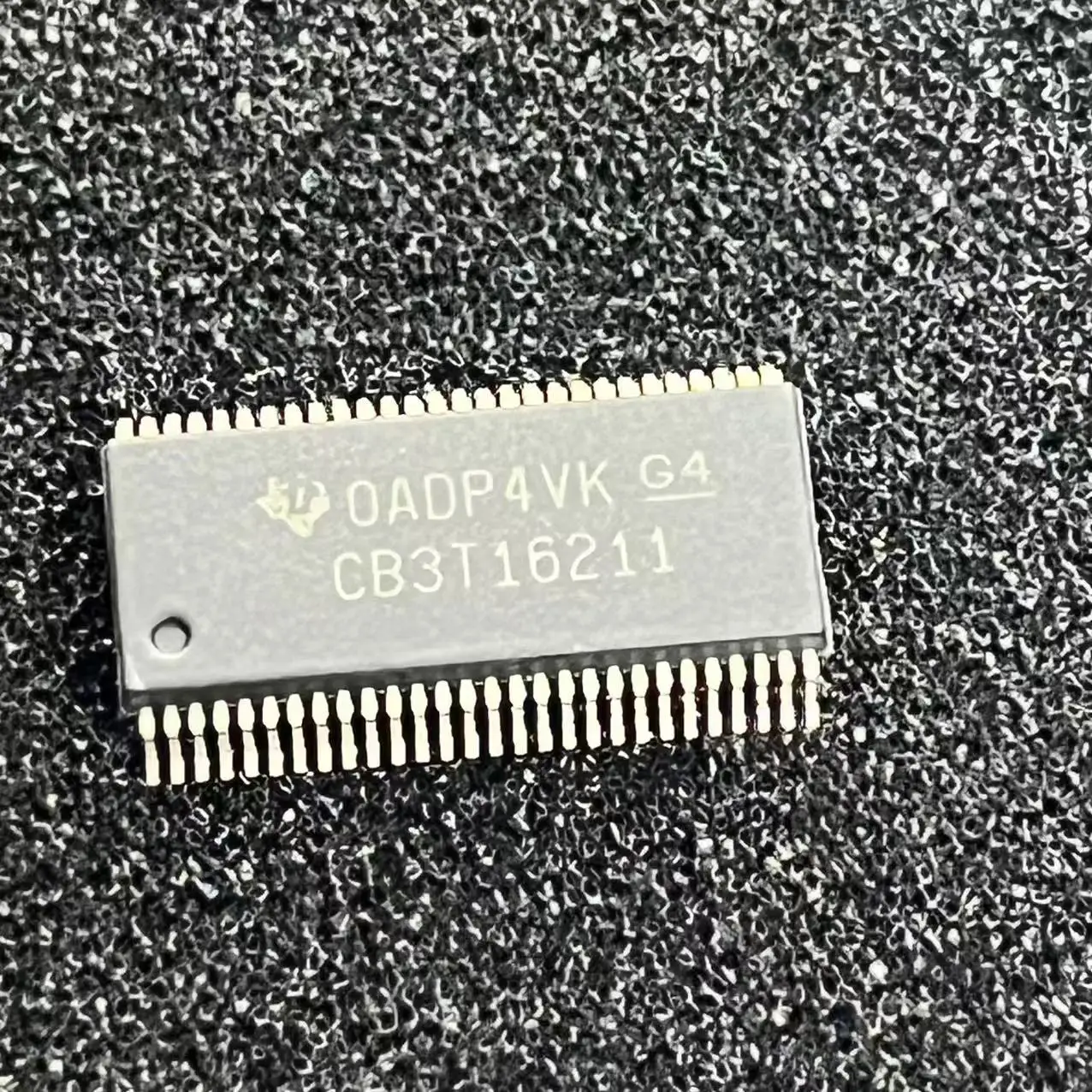 ABT16244A SN74ABT16244ADGGR CB3T16211 SN74CB3T16211DLR ABT16244A 74ABT16244ADL ALVC16245 74ALVC16245DGG LVC74A 74LVC74ADB
ABT16244A SN74ABT16244ADGGR CB3T16211 SN74CB3T16211DLR ABT16244A 74ABT16244ADL ALVC16245 74ALVC16245DGG LVC74A 74LVC74ADB