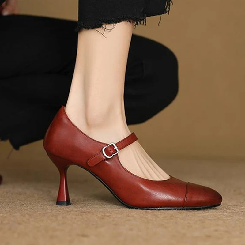 Women Pumps Cow Leather Round Toe Retro Mary Jane Shoes 7.5cm Thin High Heel Elegant Ladies Daly Dress Heeled Shoes HE49
Women Pumps Cow Leather Round Toe Retro Mary Jane Shoes 7.5cm Thin High Heel Elegant Ladies Daly Dress Heeled Shoes HE49
