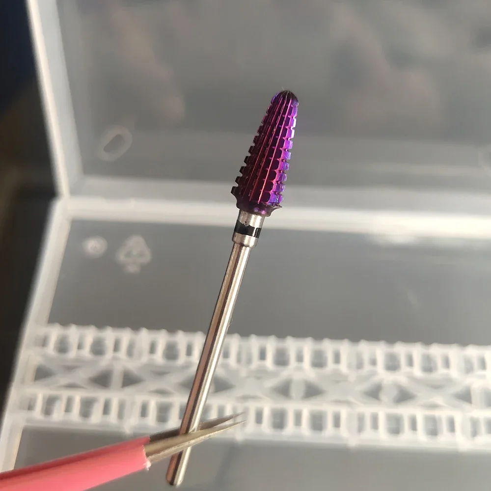 Легкие твердосплавные сверла для ногтей фиолетового цвета 3/32 дюйма, твердосплавные фрезы Tornado для маникюра, педикюра, аксессуары для ногтей, инструменты 
Легкие твердосплавные сверла для ногтей фиолетового цвета 3/32 дюйма, твердосплавные фрезы Tornado для маникюра, педикюра, аксессуары для ногтей, инструменты
