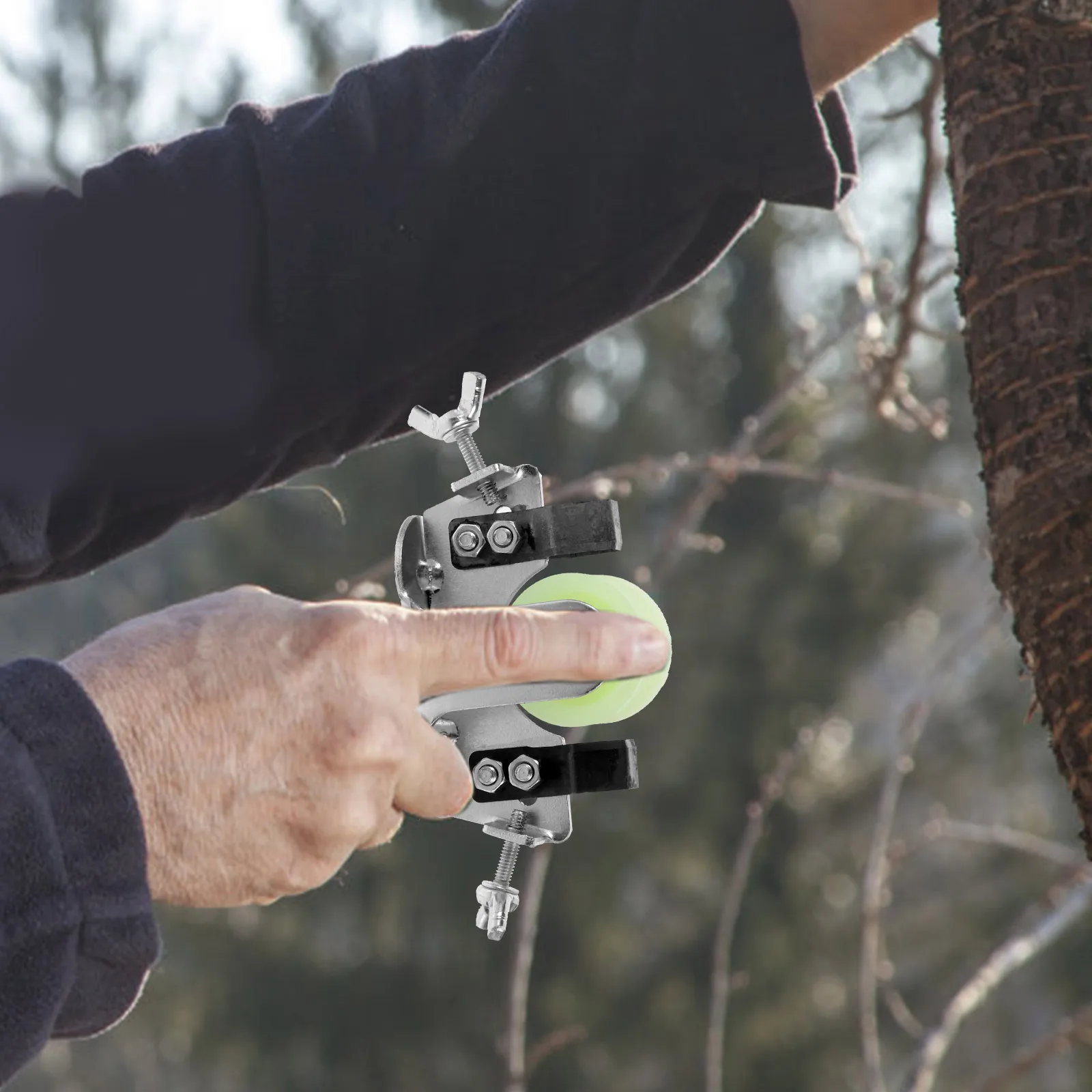 Manganese Steel Girdling Double Knives Wheel for Fruit Tree Stripping Bark Pruning Tool Garden Orchard Winter Tree
Manganese Steel Girdling Double Knives Wheel for Fruit Tree Stripping Bark Pruning Tool Garden Orchard Winter Tree