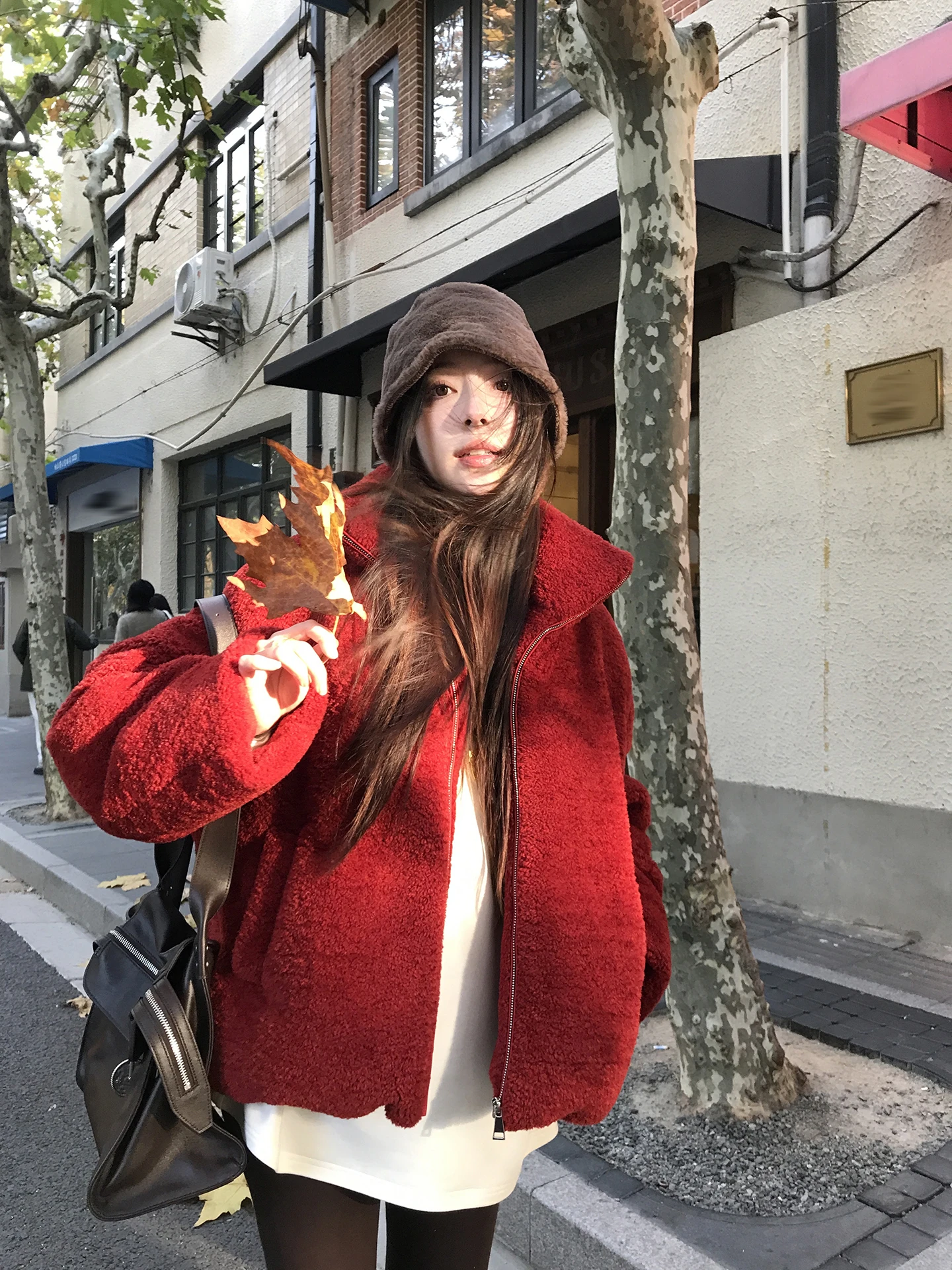 Aboutpoem Pure White Du down Jaet Stand Collar Faux Lamb New Year Red Environmentally Friendly down Jaet Women's Coat
Aboutpoem Pure White Du down Jaet Stand Collar Faux Lamb New Year Red Environmentally Friendly down Jaet Women's Coat