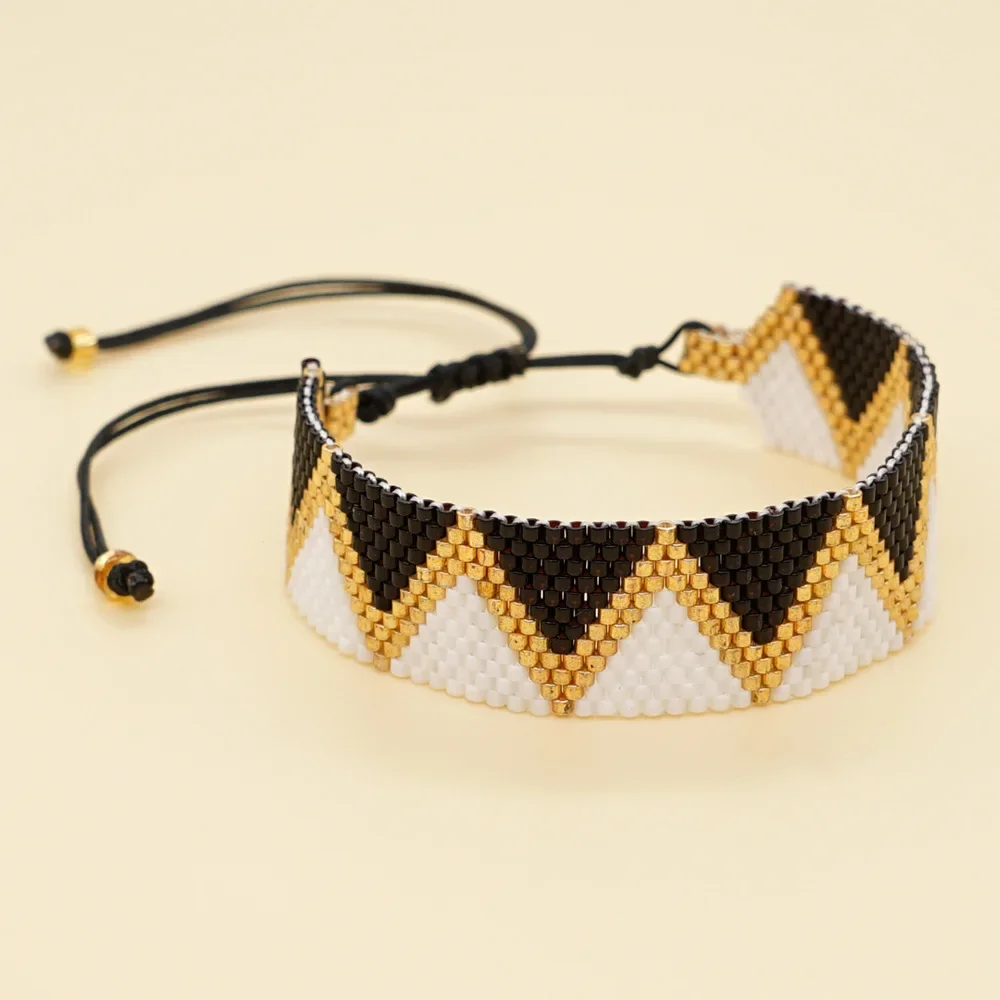 Beaded Bracelet Geometric Triangles Waves Fashion Minimalist Versatile Bohemian Adjustable Handwoven Rice Bead Bracelet
Beaded Bracelet Geometric Triangles Waves Fashion Minimalist Versatile Bohemian Adjustable Handwoven Rice Bead Bracelet