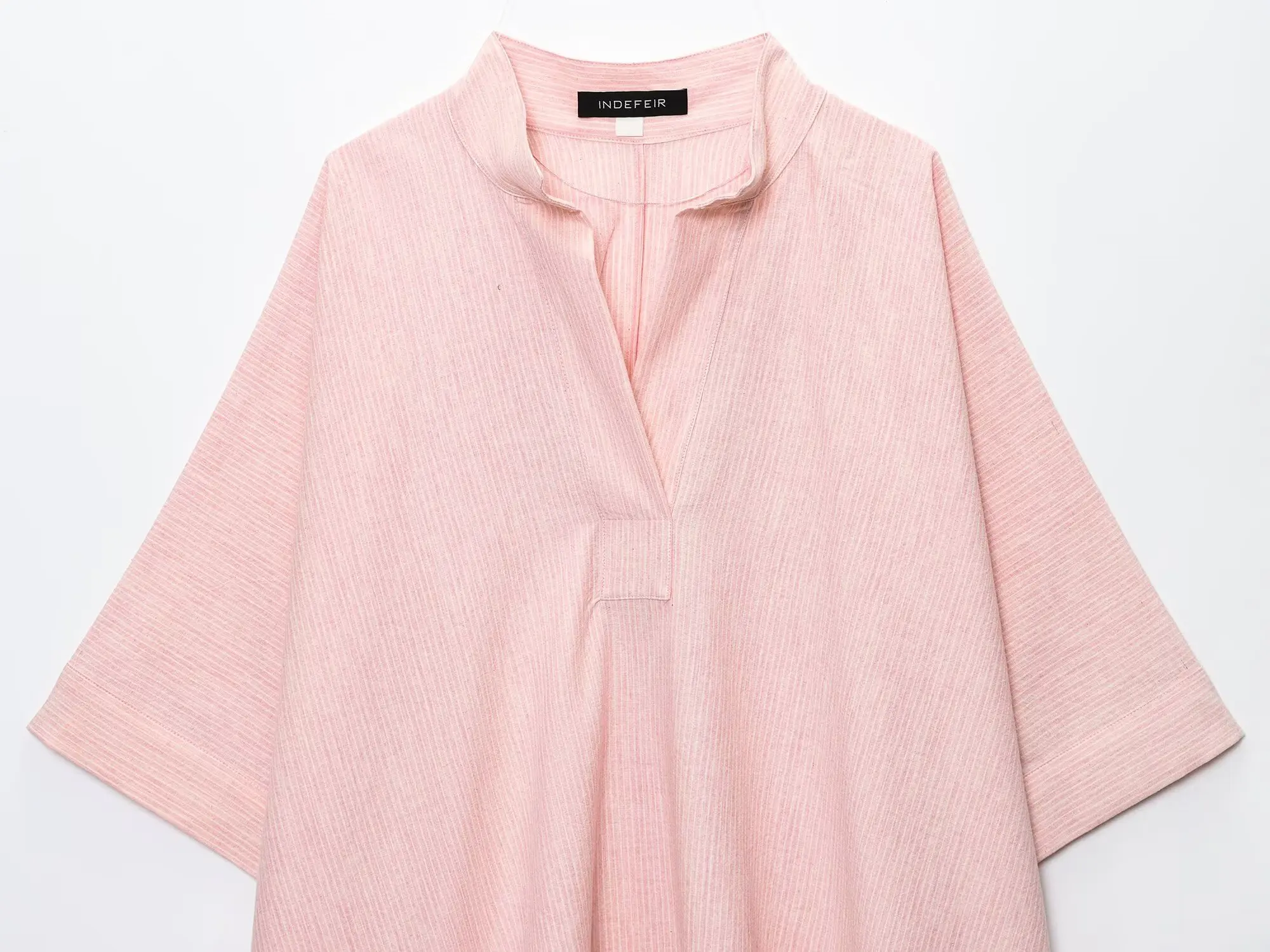 TRAFZA Elegant Chic Striped Loose Shirt Women's Half-sleeve Pullover Shirt 2025 Spring Summer Fashion High Street Holiday Shirt
TRAFZA Elegant Chic Striped Loose Shirt Women's Half-sleeve Pullover Shirt 2025 Spring Summer Fashion High Street Holiday Shirt
