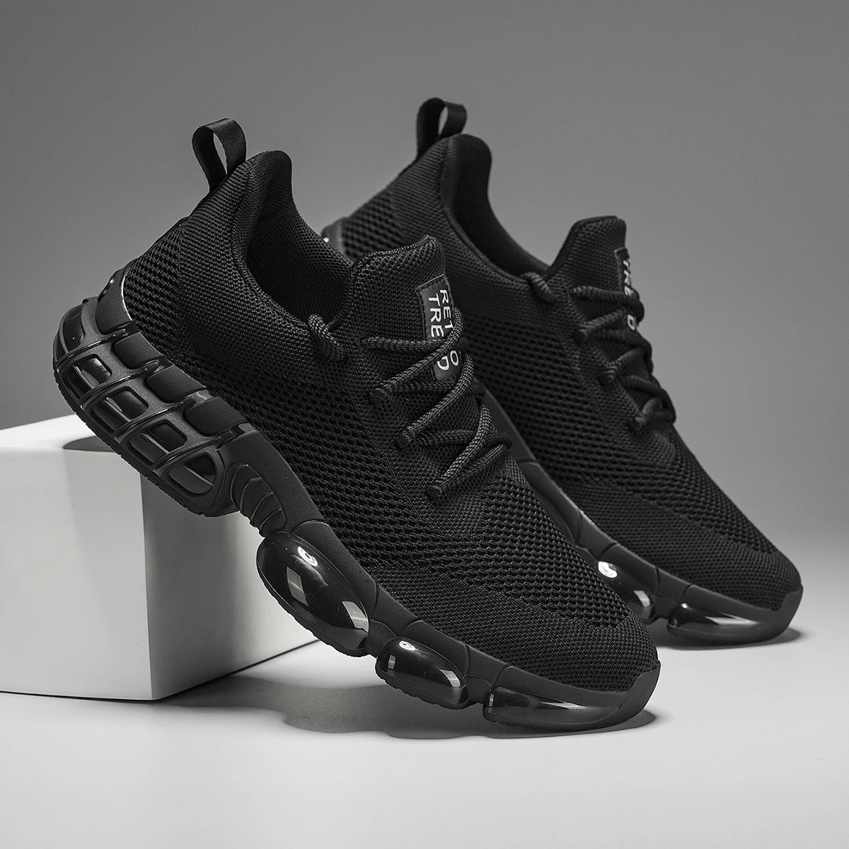 Classic Vulcanized Shoe Large Plus Size 40-47 Men Sneakers Breathable Running Shoes Light Comfortable Casual Footwear Zapatos
Classic Vulcanized Shoe Large Plus Size 40-47 Men Sneakers Breathable Running Shoes Light Comfortable Casual Footwear Zapatos