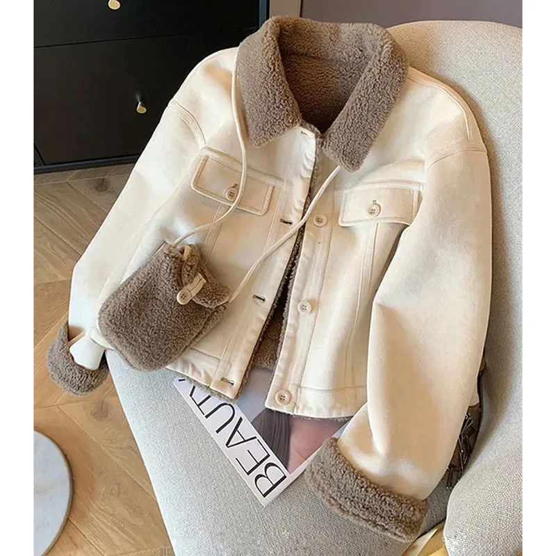 2025 женская модная лоскутная куртка в стиле ретро, женское пальто с длинными рукавами, осень-зима, женская элитная повседневная замшевая верхняя одежда из овечьей шерсти
2025 женская модная лоскутная куртка в стиле ретро, женское пальто с длинными рукавами, осень-зима, женская элитная повседневная замшевая верхняя одежда из овечьей шерсти