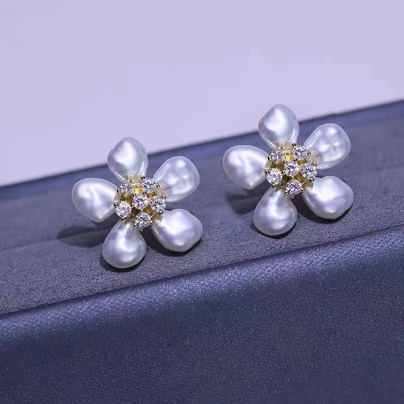 Wholesale 925 Sterling Silver Earrings Mount Findings Settings Base Mounting Parts Accessory for Small Baroque Pearls
Wholesale 925 Sterling Silver Earrings Mount Findings Settings Base Mounting Parts Accessory for Small Baroque Pearls