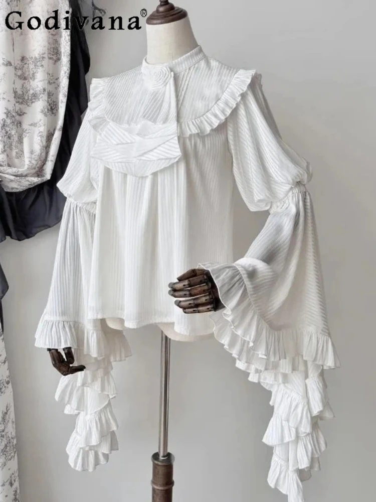 Gothic Lolita Ruffles Flare Sleeve Round Neck Bottoming Shirt Girl Summer New Personality Versatile Age Reduction Gorgeous Top
Gothic Lolita Ruffles Flare Sleeve Round Neck Bottoming Shirt Girl Summer New Personality Versatile Age Reduction Gorgeous Top